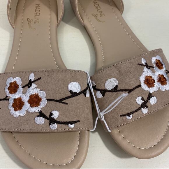 Madeline Stuart floral embroidery flats - Picture 2 of 5